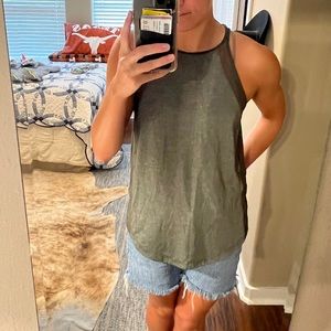 Lululemon high neck tank